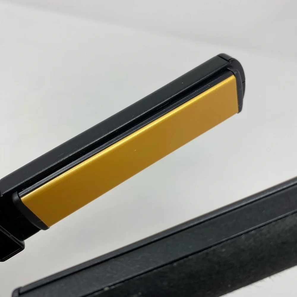 Conair Ceramic Hair Straightener